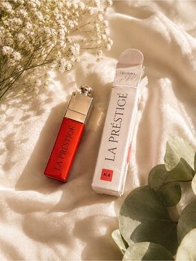 La Prestige Lip Gloss – Fresh Coral